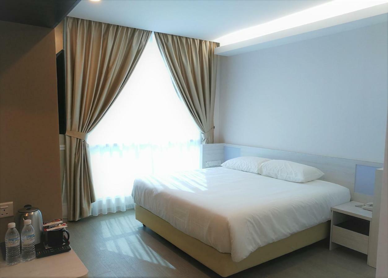 เลกาซี โฮเต็ล Hotel อิโปห์ ภายนอก รูปภาพ